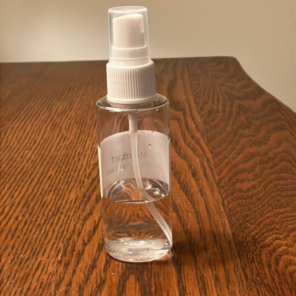 Skin Smart - Picture 2 of 2